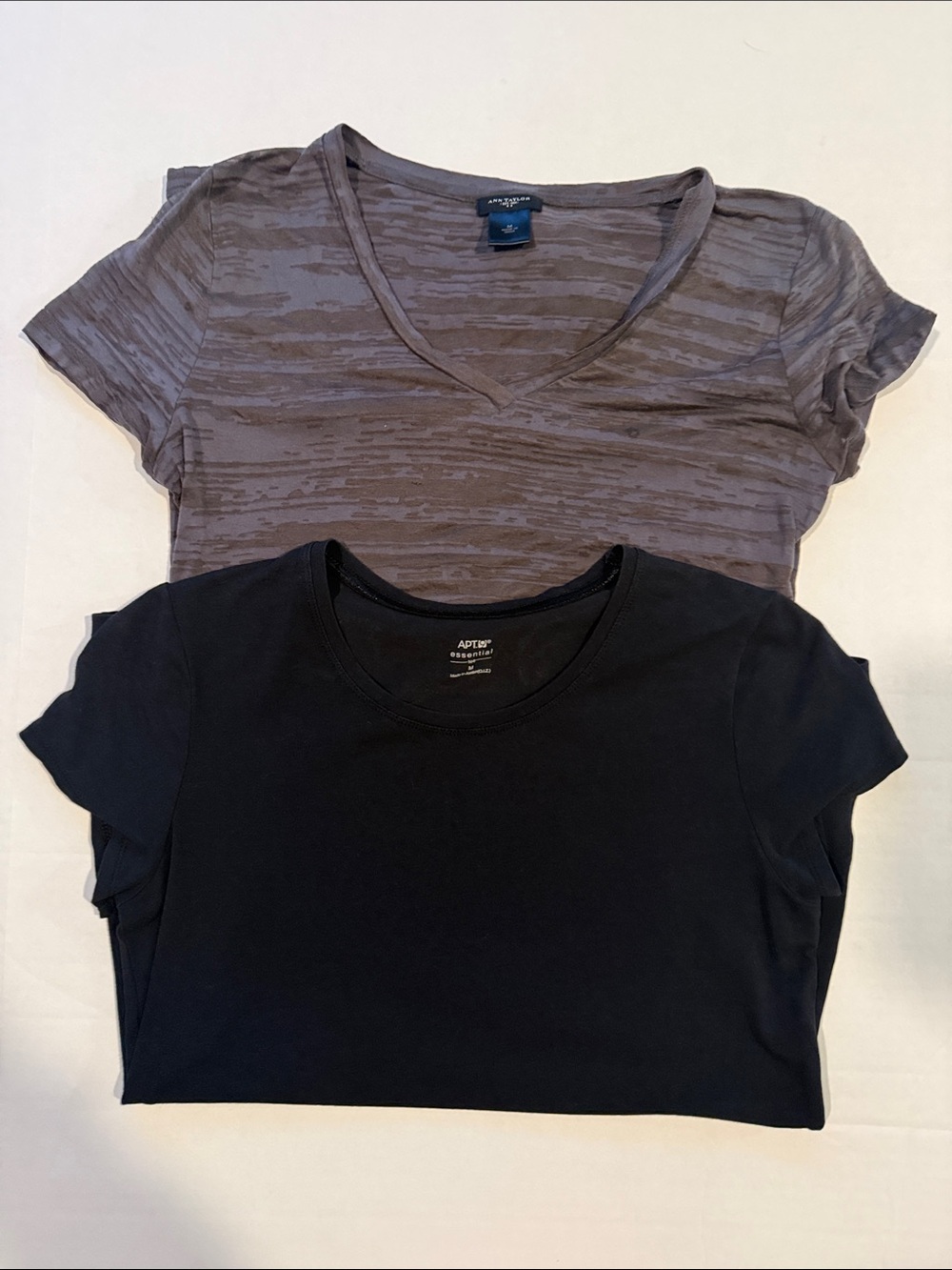Ann Taylor Slate V-Neck Short Sleeve Top & APT 9 Essential Black Tee Shirt